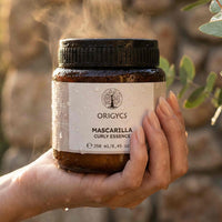 Mascarilla natural con formulación nutritiva e hidratante para pelos rizados